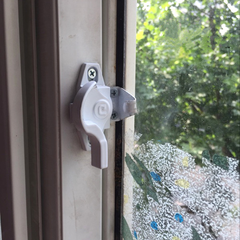 Furniture Hardware Fitting - チャイルドロック,1ピース,スチールとプラスチックの盗難防止ロック,スライド式ドアとウィンドウハードウェア用の三日月形ロック