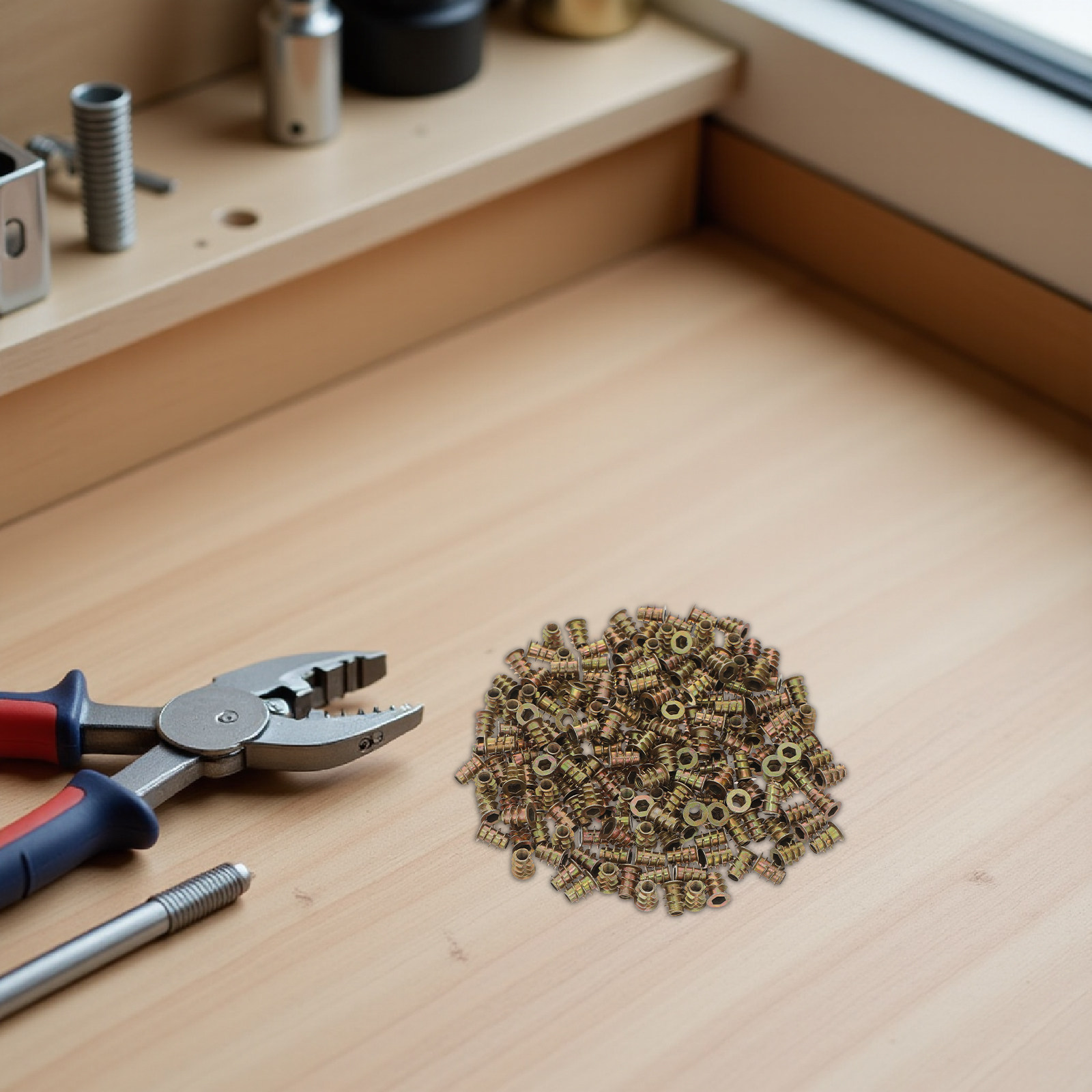 200 個フランジ付き六角ソケットねじ込みインサート亜鉛合金 - Furniture Hardware Threaded Inserts のレビューと価格