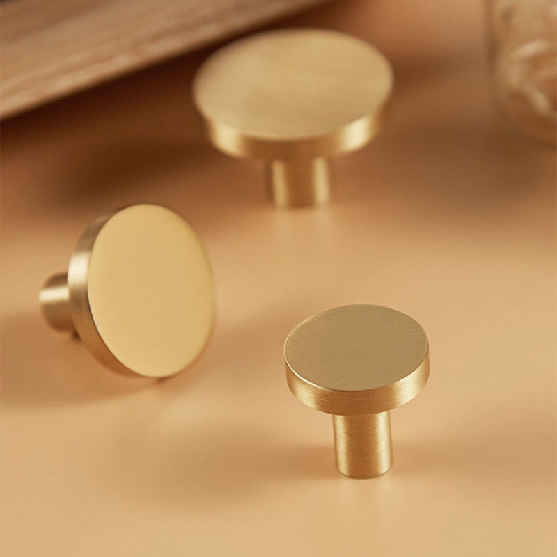 キッチン家具用の真ちゅう製キャビネット,引き出し,家具,クロ - Drawer Pull Gold のレビューと価格